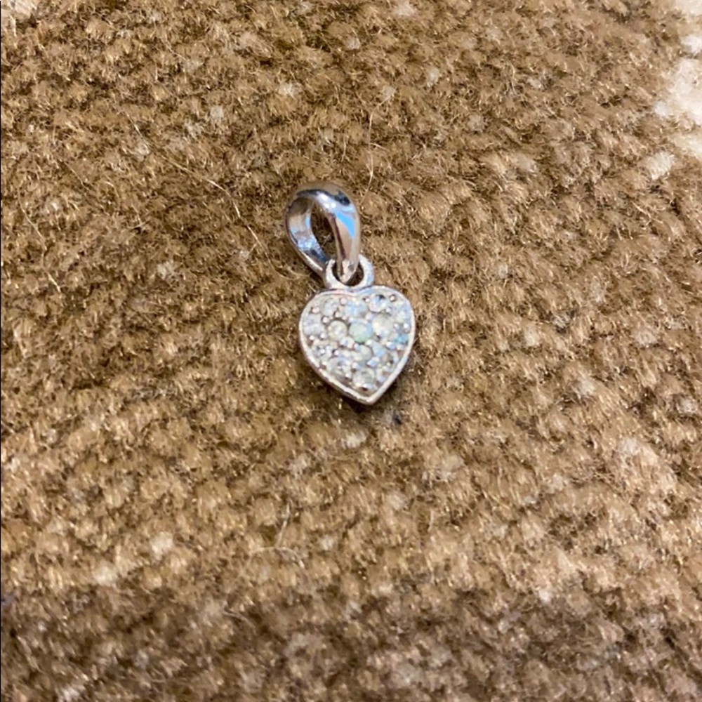 Cubic heart pendant